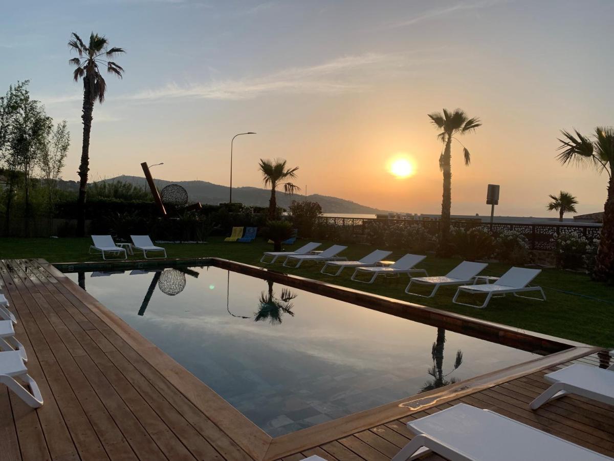 Eden Hotel Sainte-Maxime Bagian luar foto